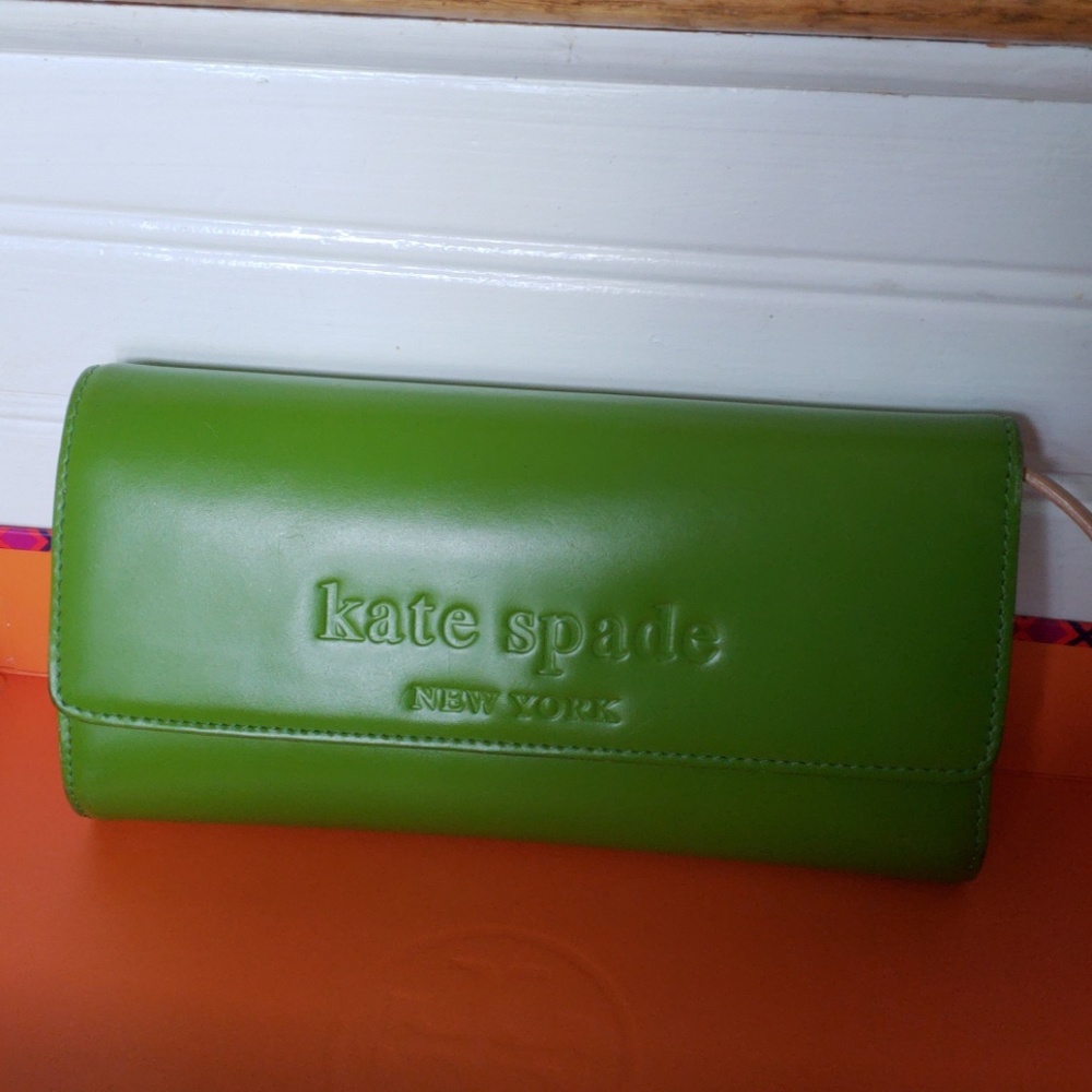 Kate Spade Green Wallet